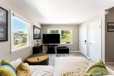 215 S 1st Street, Grand Haven, MI 49417 - Photo 57