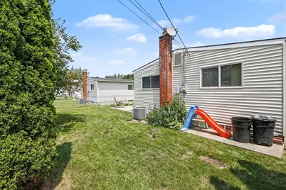 668 S Hawthorne Street, Westland, MI 48186 - Photo 25