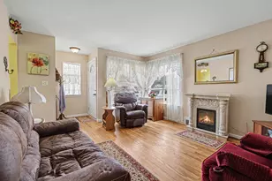 668 S Hawthorne St, Westland, MI 48186 - Photo 5