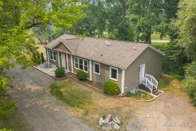 9686 10 Mile Road NE, Rockford, MI 49341 - Photo 3
