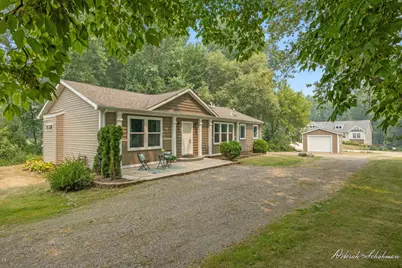 9686 10 Mile Road NE, Rockford, MI 49341 - Photo 9