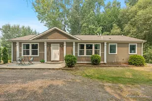 9686 10 Mile Rd NE, Rockford, MI 49341 - Photo 1