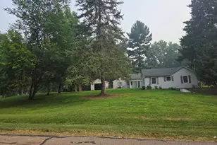 132 S Minges Road S, Battle Creek, MI 49015 - Photo 3