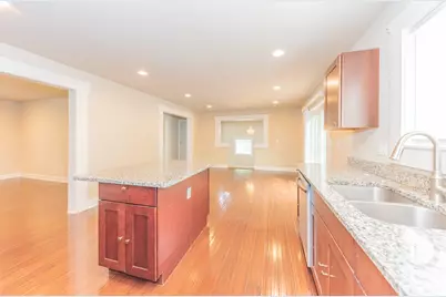2 Maple Village Court, Ann Arbor, MI 48103 - Photo 9