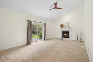 760 Brookridge Dr, Norton Shores, MI 49441 - Photo 7