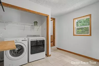 9202 Oriole Drive, Coopersville, MI 49404 - Photo 17