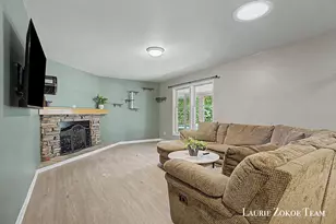 9202 Oriole Dr, Coopersville, MI 49404 - Photo 7