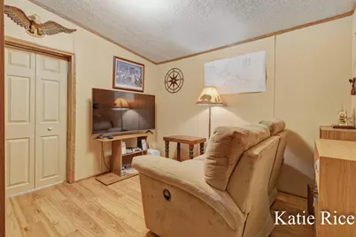 6411 W Cleveland Road, Montague, MI 49437 - Photo 17