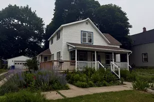 615 E Melendy St, Ludington, MI 49431 - Photo 1