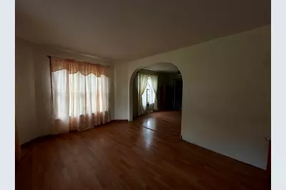 615 E Melendy Street, Ludington, MI 49431 - Photo 3