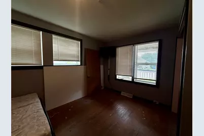 615 E Melendy Street, Ludington, MI 49431 - Photo 11