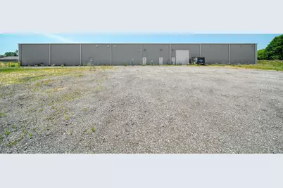 8975 Page Avenue, Jackson, MI 49201 - Photo 3