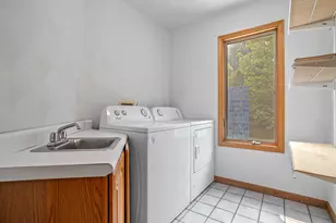 8270 Huff Rd, Bellevue, MI 49021 - Photo 9