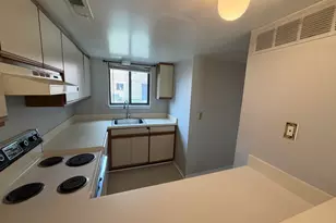 325 Briarcrest Dr, Ann Arbor, MI 48104 - Photo 7