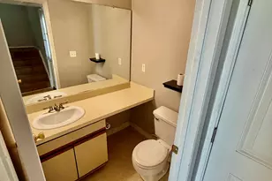 325 Briarcrest Dr, Ann Arbor, MI 48104 - Photo 9