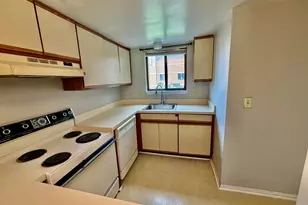 325 Briarcrest Dr, Ann Arbor, MI 48104 - Photo 5