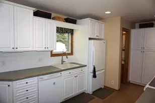 7658 Teakwood Dr, Jenison, MI 49428 - Photo 9