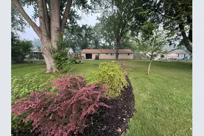 3616 S Sheridan Drive, Muskegon, MI 49444 - Photo 5
