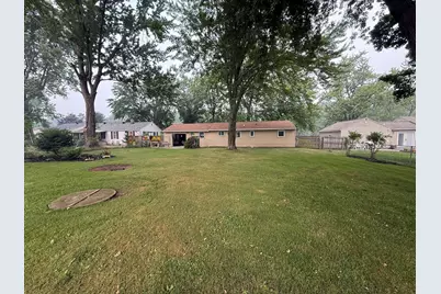 3616 S Sheridan Drive, Muskegon, MI 49444 - Photo 3