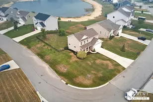 9291 Bigleaf Dr, West Olive, MI 49460 - Photo 3