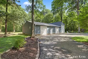 6051 Old Allegan Rd, Saugatuck, MI 49453 - Photo 45