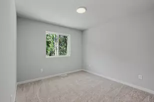 2082 Kristin Ct, Muskegon, MI 49442 - Photo 15
