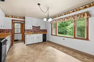 133 Waupaka Dr, Battle Creek, MI 49037 - Photo 9