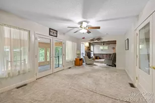 928 E Brierwood St, Greenville, MI 48838 - Photo 13