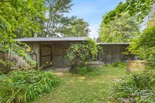928 E Brierwood St, Greenville, MI 48838 - Photo 29
