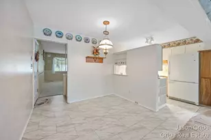 928 E Brierwood St, Greenville, MI 48838 - Photo 9