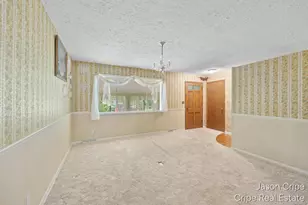 928 E Brierwood St, Greenville, MI 48838 - Photo 5