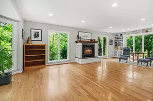 432 Riverview Dr, Ann Arbor, MI 48104 - Photo 9