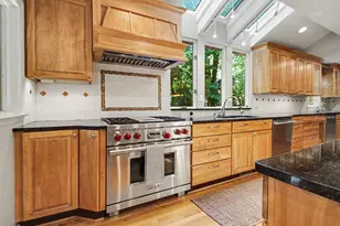 432 Riverview Dr, Ann Arbor, MI 48104 - Photo 13