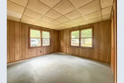 52411 Lakeview Drive, Dowagiac, MI 49047 - Photo 15