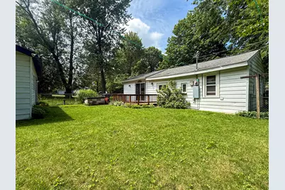 52411 Lakeview Drive, Dowagiac, MI 49047 - Photo 19