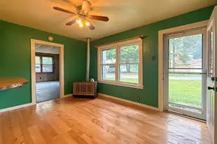 52411 Lakeview Dr, Dowagiac, MI 49047 - Photo 9