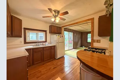 52411 Lakeview Drive, Dowagiac, MI 49047 - Photo 7