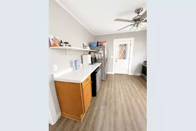 411 N Pleasant Street, Jackson, MI 49202 - Photo 11