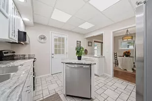 841 Bennett St, Jackson, MI 49202 - Photo 25