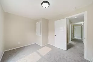 841 Bennett St, Jackson, MI 49202 - Photo 27