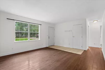 1091 Hickory Street, Lansing, MI 48906 - Photo 7