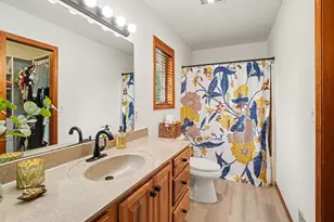 68340 Riverview Dr, South Haven, MI 49090 - Photo 15