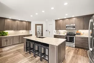 68340 Riverview Dr, South Haven, MI 49090 - Photo 5