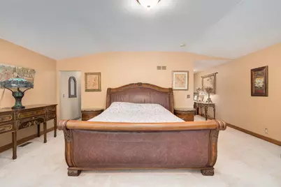 833 Lakewood Drive, Rochester Hills, MI 48309 - Photo 39