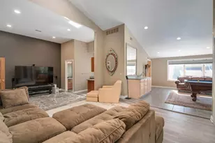 833 Lakewood Dr, Rochester Hills, MI 48309 - Photo 61