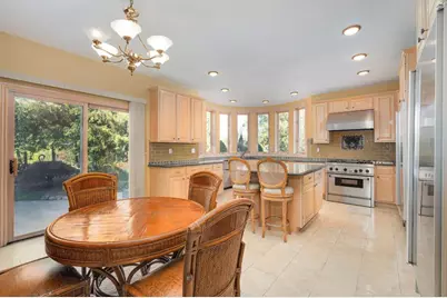 833 Lakewood Drive, Rochester Hills, MI 48309 - Photo 17