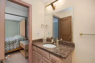 833 Lakewood Dr, Rochester Hills, MI 48309 - Photo 55