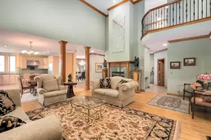 833 Lakewood Dr, Rochester Hills, MI 48309 - Photo 27
