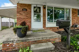 906 Squire Ln, Milford, MI 48381 - Photo 3