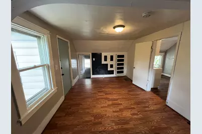 1021 Hickory Street, Lansing, MI 48912 - Photo 17